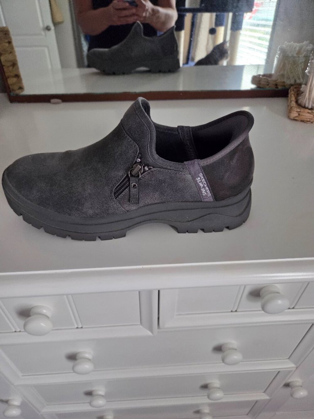 Grey boot shoe!  8.0  Slip-ins